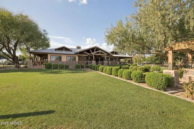 3923 E FRUITVALE Avenue, Gilbert, AZ 85297