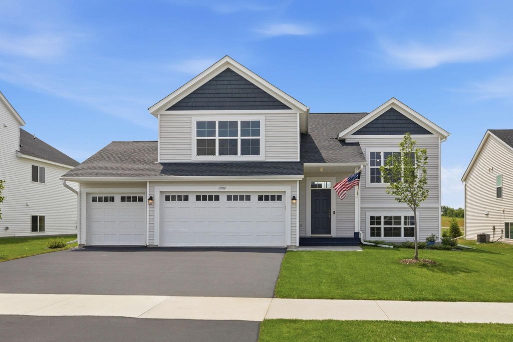 19714 English Avenue N, Forest Lake, MN 55025 — exterior
