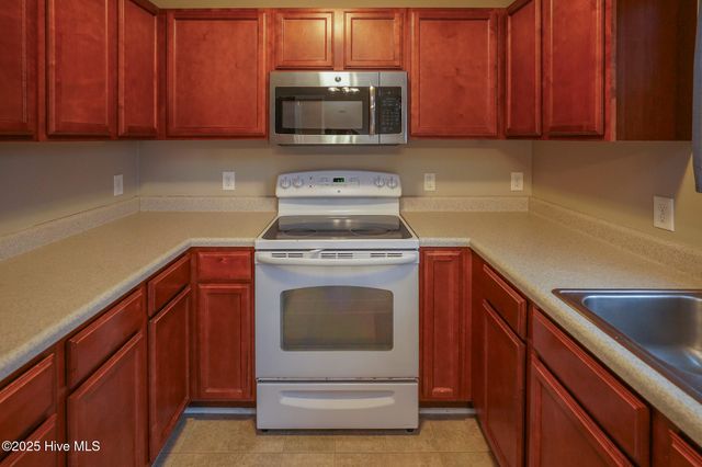 104 Indigo Drive, Maysville, NC 28555