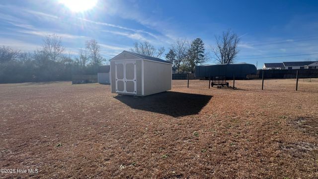 104 Indigo Drive, Maysville, NC 28555