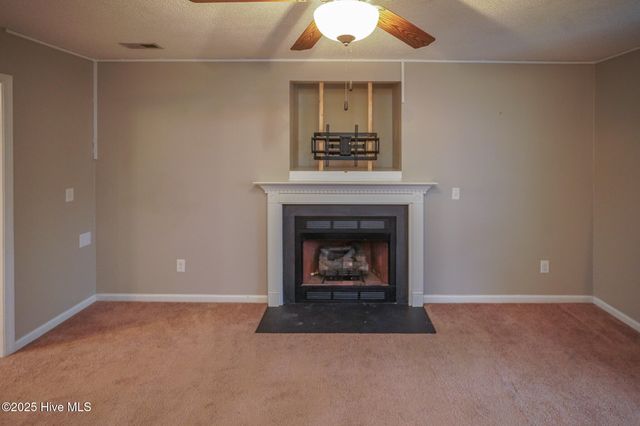 104 Indigo Drive, Maysville, NC 28555