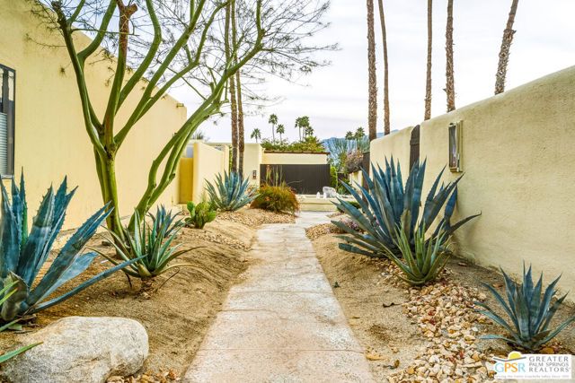 1103 E Alejo Road, Palm Springs, CA 92262