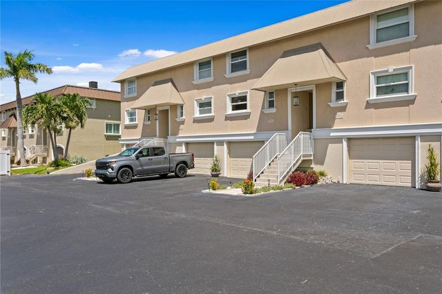 12586 CAPRI CIRCLE N, Treasure Island, FL 33706