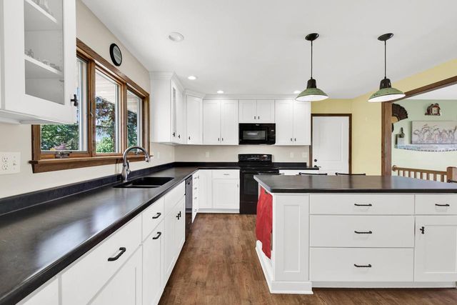N1444 Fremont ROAD, Whitewater, WI 53190