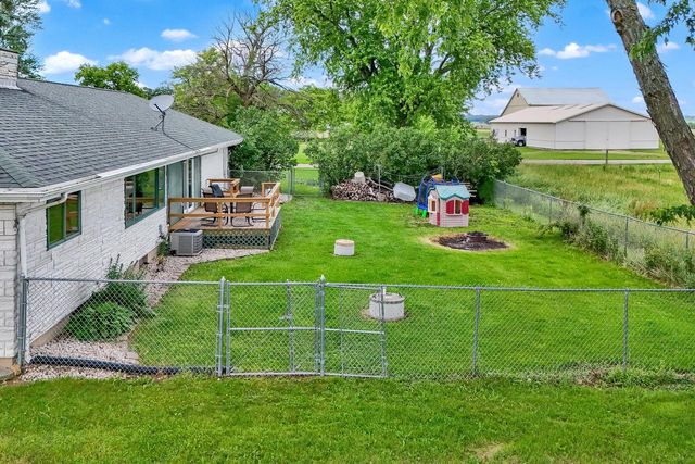 N1444 Fremont ROAD, Whitewater, WI 53190