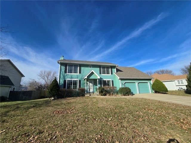 2805 NW Westbrooke Circle, Blue Springs, MO 64015