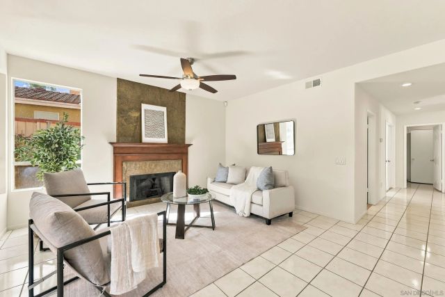 556 Parkside Dr, Chula Vista, CA 91910