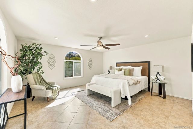 556 Parkside Dr, Chula Vista, CA 91910