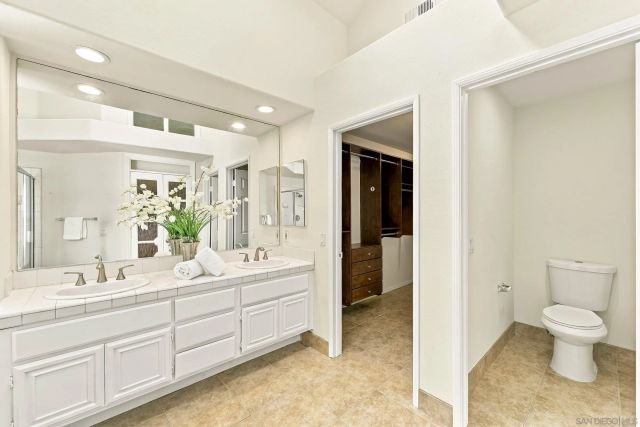556 Parkside Dr, Chula Vista, CA 91910