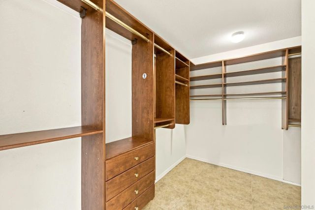 556 Parkside Dr, Chula Vista, CA 91910