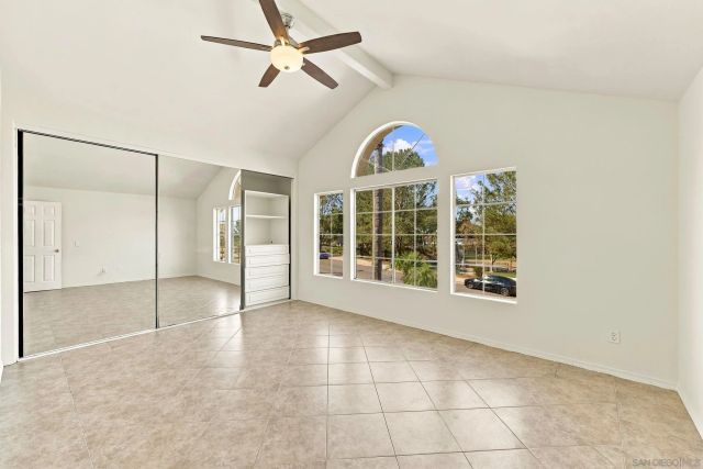 556 Parkside Dr, Chula Vista, CA 91910