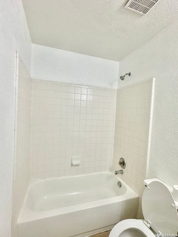 11030 Vollmer, San Antonio, TX 78254