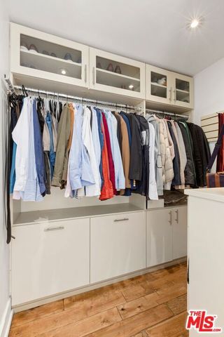 1145 N Horn Avenue E, West Hollywood, CA 90069