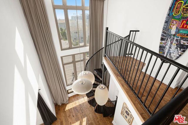 1145 N Horn Avenue E, West Hollywood, CA 90069