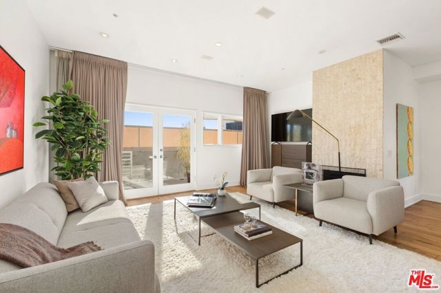 1145 N Horn Avenue E, West Hollywood, CA 90069