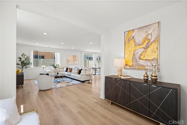 2239 Melogold Way, Corona, CA 92883
