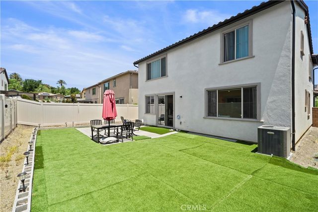 2239 Melogold Way, Corona, CA 92883
