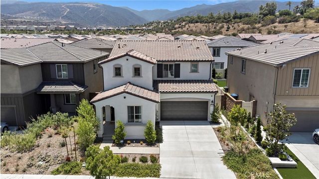 2239 Melogold Way, Corona, CA 92883