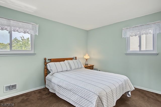 73 Centerton Dr, Parsippany-troy Hills Twp., NJ 07054