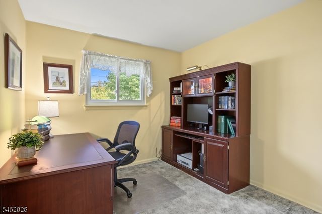 73 Centerton Dr, Parsippany-troy Hills Twp., NJ 07054