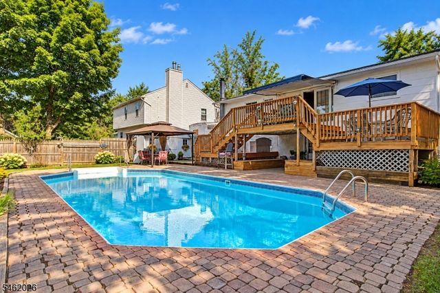73 Centerton Dr, Parsippany-troy Hills Twp., NJ 07054
