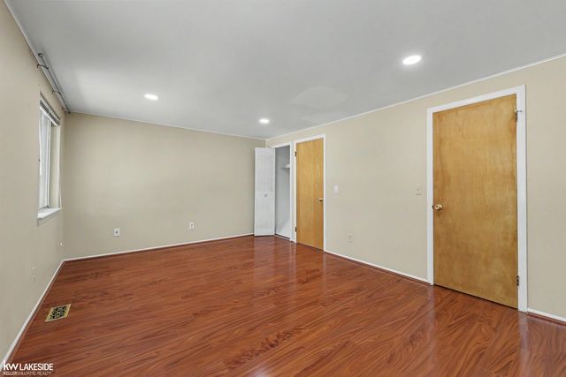 28306 Universal Drive, Warren, MI 48092