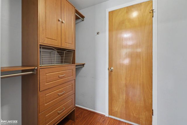 28306 Universal Drive, Warren, MI 48092