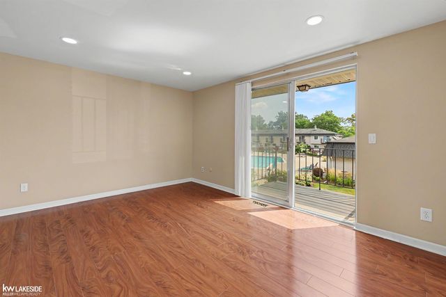 28306 Universal Drive, Warren, MI 48092