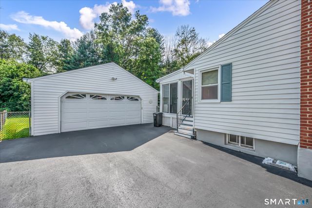 37 Dobson Drive, East Hartford, CT 06118
