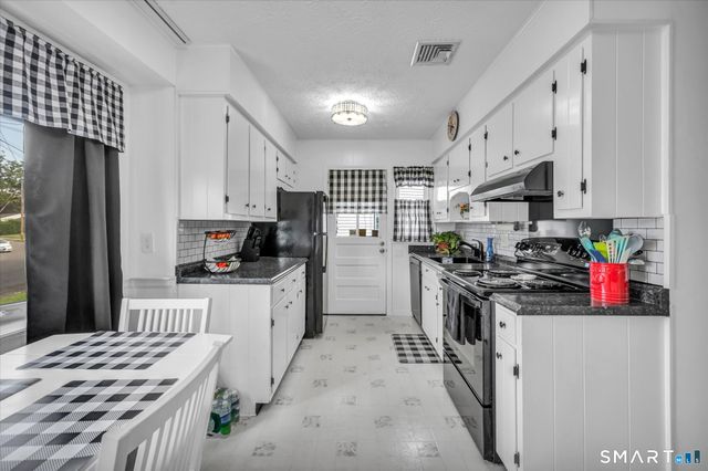 37 Dobson Drive, East Hartford, CT 06118