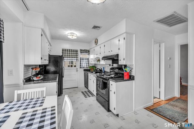 37 Dobson Drive, East Hartford, CT 06118