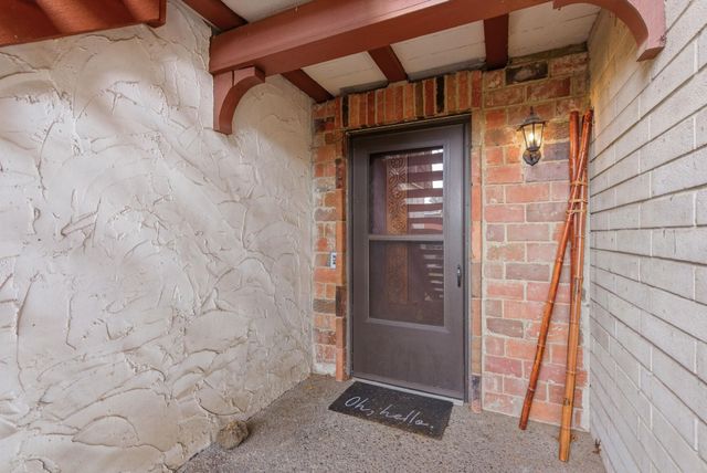 1716 N Pettet Dr, Spokane, WA 99205