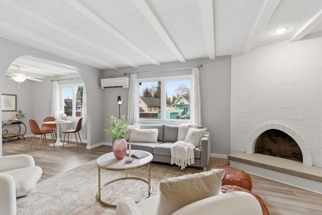 1716 N Pettet Dr, Spokane, WA 99205