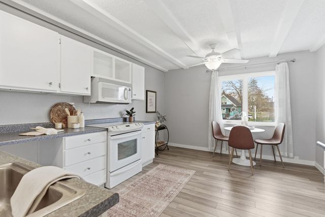 1716 N Pettet Dr, Spokane, WA 99205