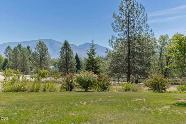 622 Wildflower Drive, Merlin, OR 97532