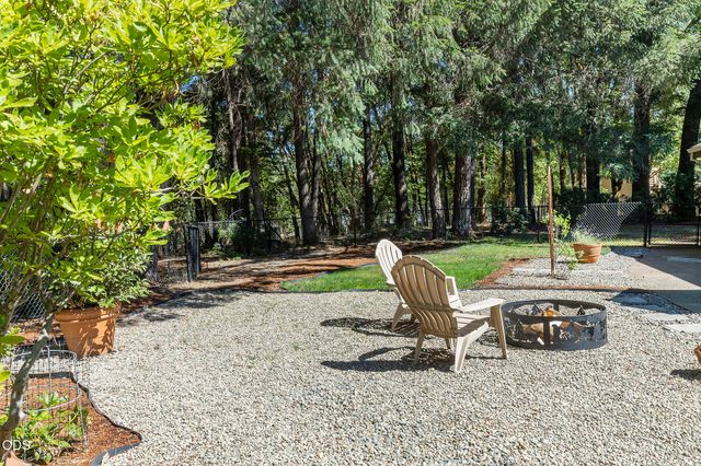 622 Wildflower Drive, Merlin, OR 97532