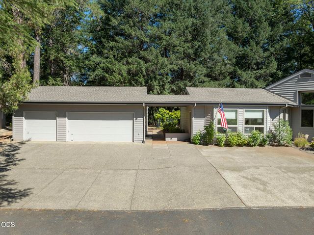 622 Wildflower Drive, Merlin, OR 97532