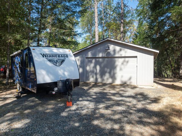 622 Wildflower Drive, Merlin, OR 97532
