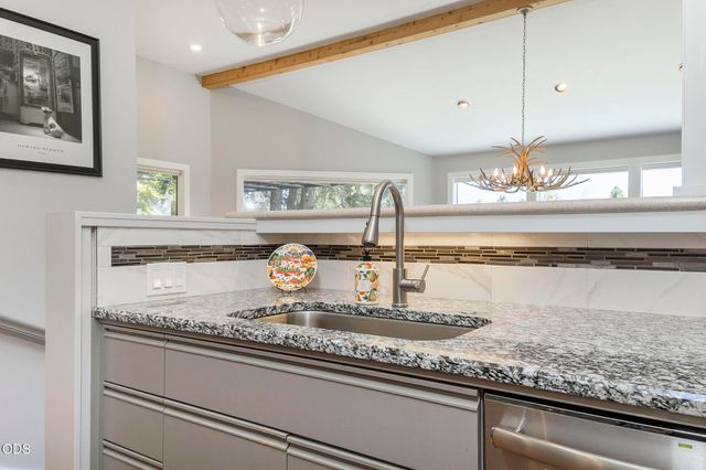 622 Wildflower Drive, Merlin, OR 97532