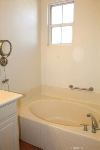 7666 Park Bay Drive, Huntington Beach, CA 92648