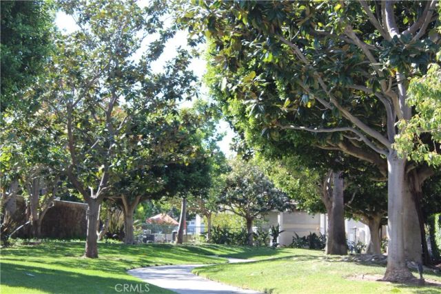 7666 Park Bay Drive, Huntington Beach, CA 92648