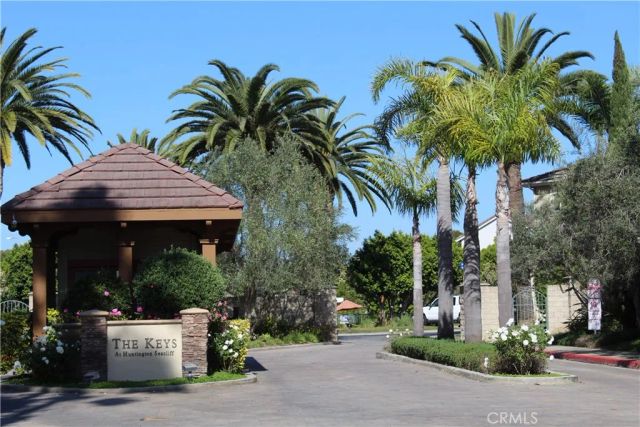 7666 Park Bay Drive, Huntington Beach, CA 92648