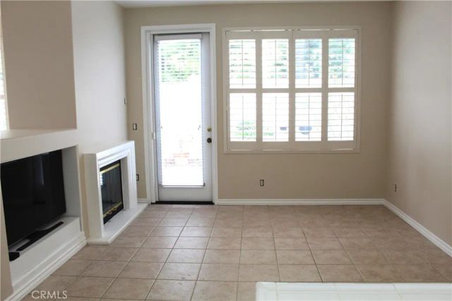 7666 Park Bay Drive, Huntington Beach, CA 92648