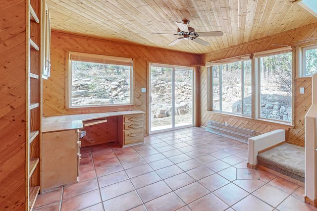 98 Camino Cerritos, Edgewood, NM 87015