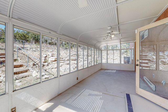 98 Camino Cerritos, Edgewood, NM 87015