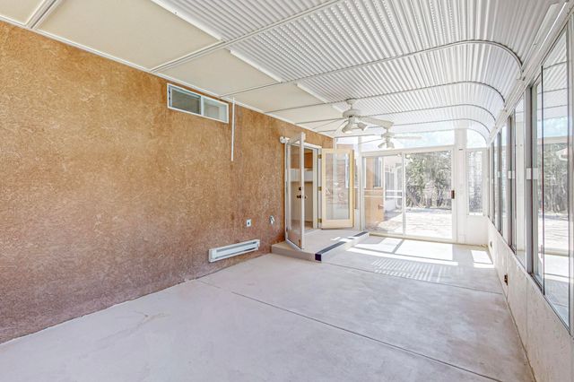 98 Camino Cerritos, Edgewood, NM 87015