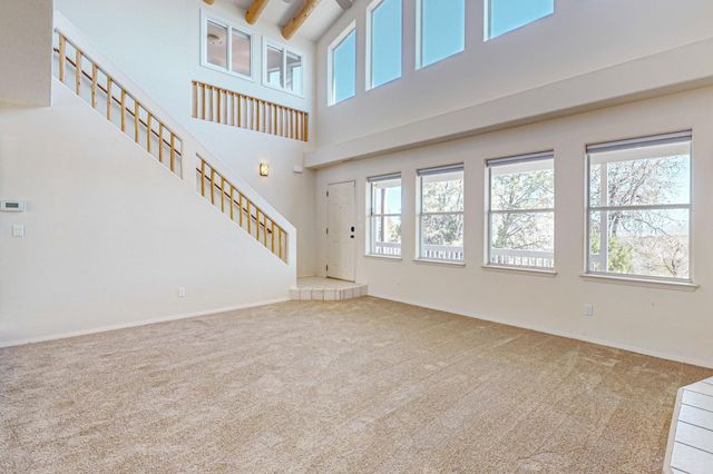 98 Camino Cerritos, Edgewood, NM 87015