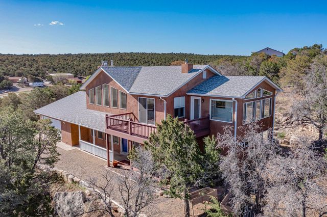 98 Camino Cerritos, Edgewood, NM 87015