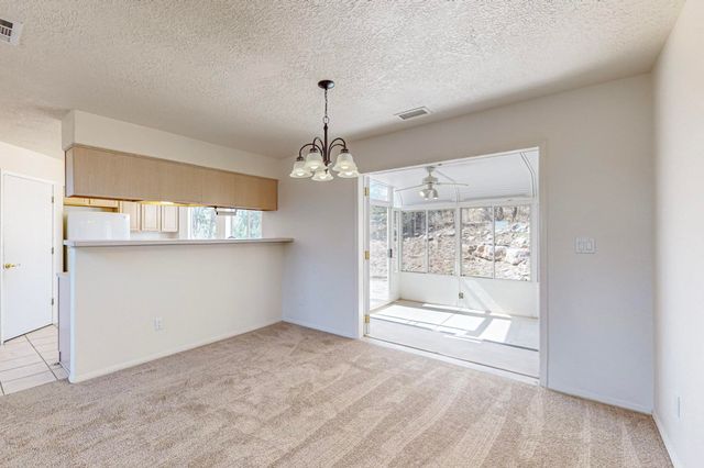 98 Camino Cerritos, Edgewood, NM 87015