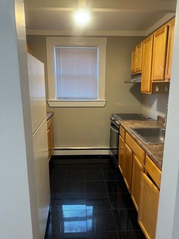 99 Laighton 2, Lynn, MA 01902